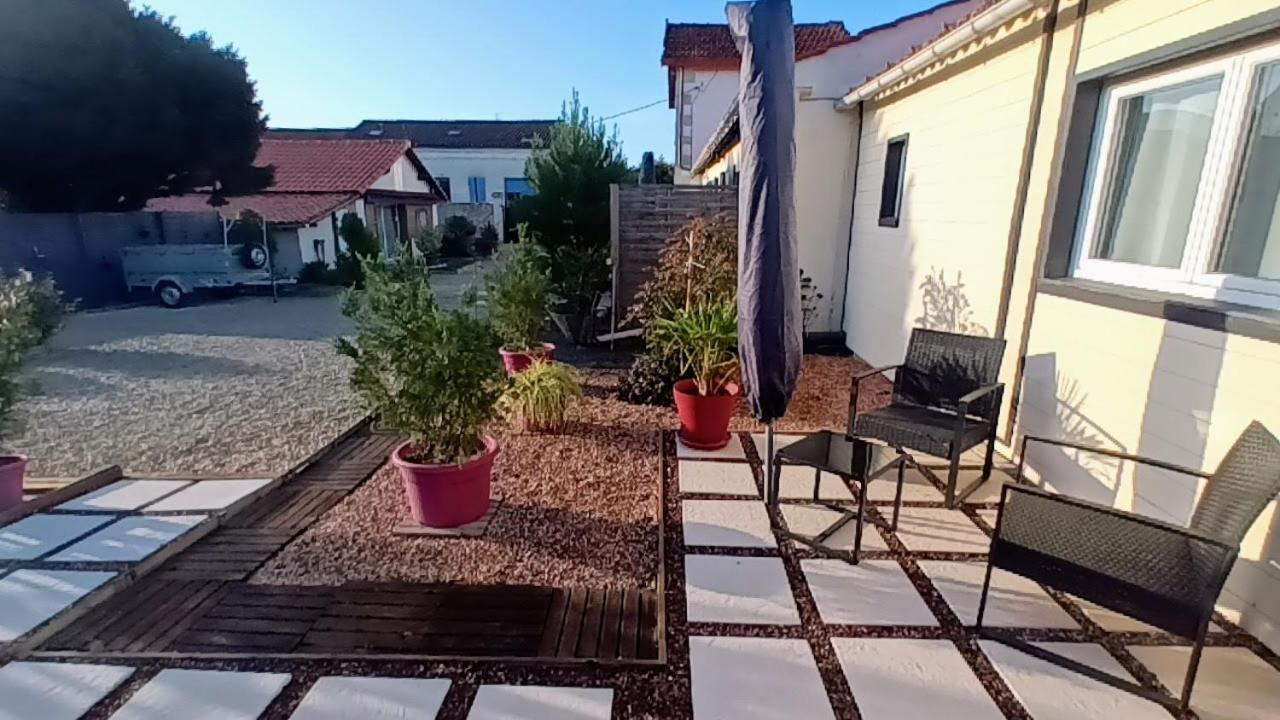 Le Clos Des Passiflores Понс Екстериор снимка