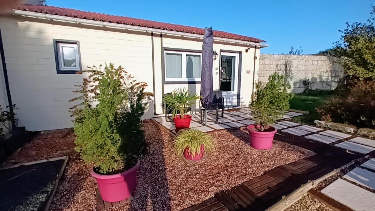 Le Clos Des Passiflores Понс Екстериор снимка